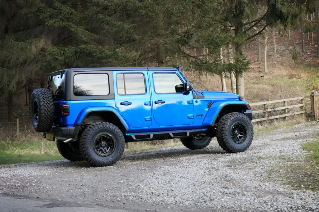 Blue Jeep Wrangler 4 Door
