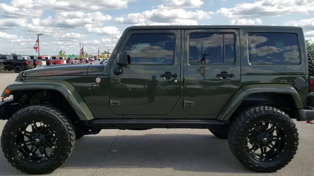 Dark Green 4 Door Jeep Wrangler