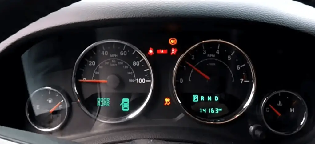 2006 Jeep Commander Dash Lights Flicker