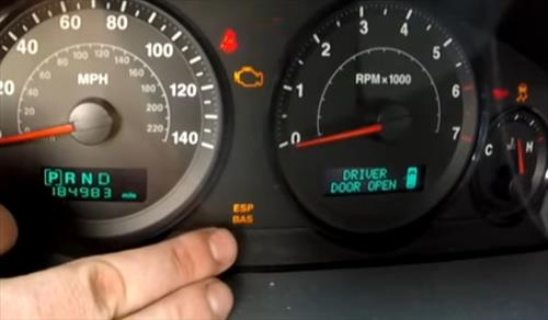 2006 Jeep Commander Esp Bas Light